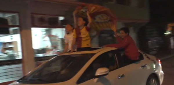 SAPANCALI GALATASARAYLILAR ŞAMPİYONLUĞU BÖYLE KUTLADI