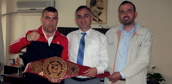 DÜNYA ŞAMPİYONUNDAN SAPANCA MYO’YA ZİRARET