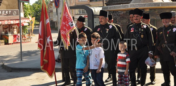 SAPANCA’NIN KURTULUŞU TÖRENLERLE KUTLANDI