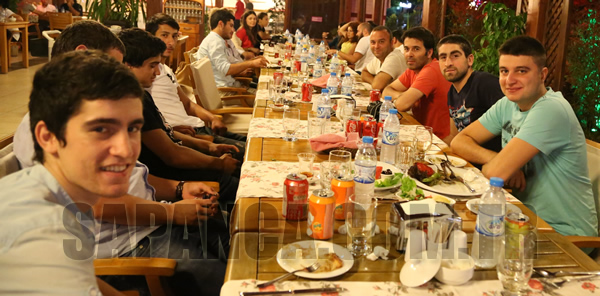 OSİ ORGANİZASYON ÇALIŞANLARI İFTARDA BULUŞTU