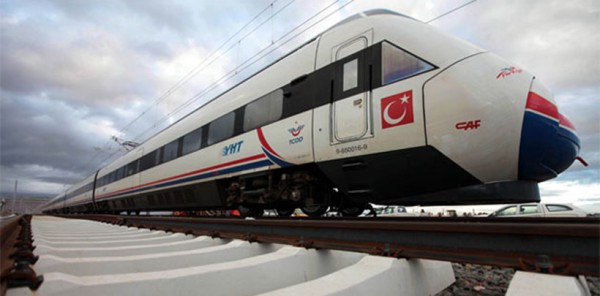 HIZLI TREN  NEDEN SAPANCA'DA TAKILDI ?