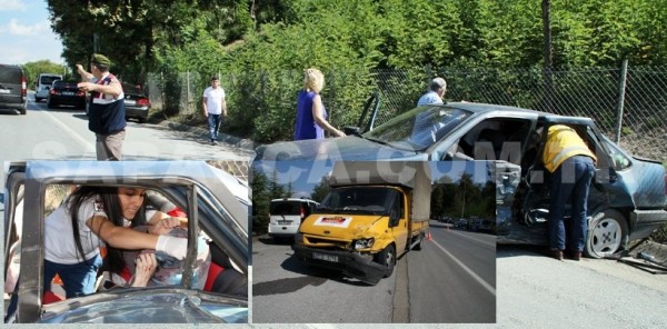 SAPANCA'DA TRAFİK KAZASI: 2 YARALI