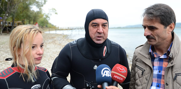 SAPANCA GÖLÜ'NDE KEŞİF UÇAĞI ENKAZI BULUNMASI