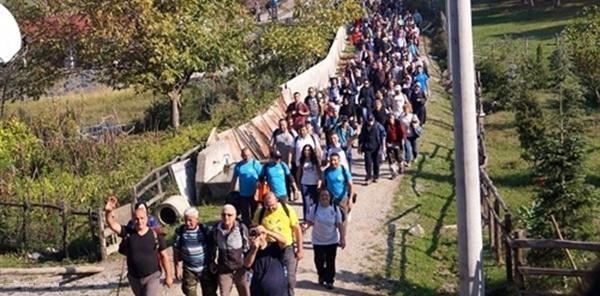 DOĞA TUTKUNLARI SAPANCA AKÇAY PARKURUNDA