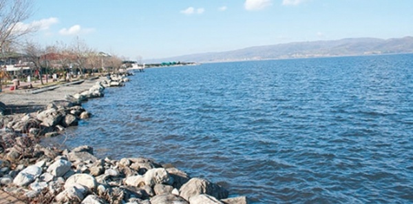 GÖL'DEN SANAYİYE SU TAHSİSİ BİLMECEYE DÖNÜŞTÜ