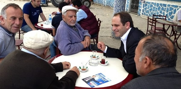 ECEVİT KELEŞ'E YOĞUN İLGİ