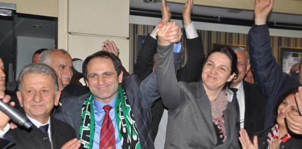 ECEVİT KELEŞ SAKARYA'YI SALLADI