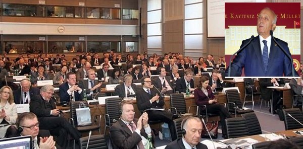 KUTLUATA SAPANCA GÖLÜ'NÜ VİYANA'YA TAŞIDI