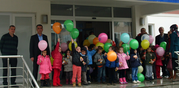 ANAOKULU ÖĞRENCİLERİNDEN EMNİYET MÜDÜRLÜĞÜNE ZİYARET