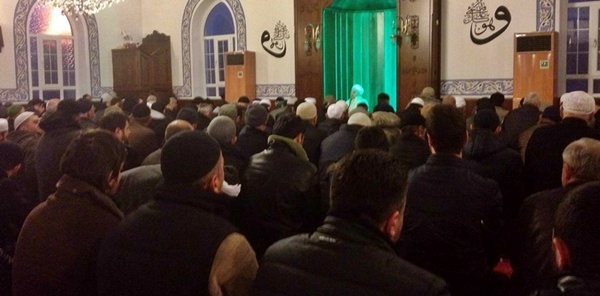 SABAH NAMAZI COŞKUSU DEVAM EDİYOR(GAZİPAŞA CAMİİ)