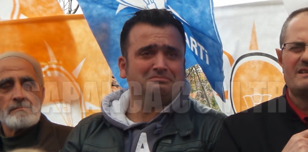 BAKAN KONUŞTU O AĞLADI