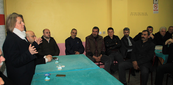 ARAPOĞLU EMEKEVLER ÇUKUR MAHALLEDE VATANDAŞLARLA BİR ARAYA GELDİ