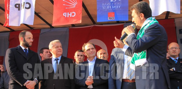 MUSTAFA SARIGÜL SAPANCA’DA KONUŞTU