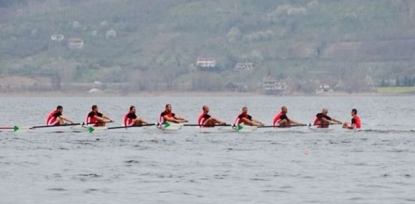 TÜRKİYE BÜYÜKLER KÜREK ŞAMPİYONASINDA ÇUKUROVA KÜREK TAKIMI  BİRİNCİ OLDU