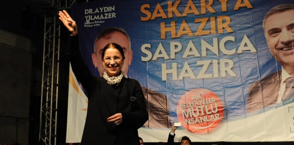 İSLAM, SAPANCA'DA KONUŞTU