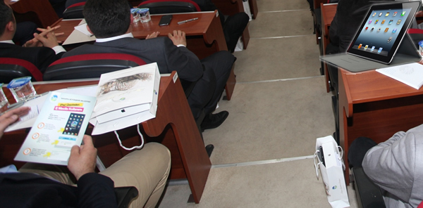 ONLARDA TABLETLİ OLDU