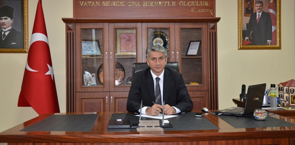 KAYMAKAM AZCAN, 23 NİSAN BAYRAMI SEBEBİYLE KUTLAMA MESAJI YAYIMLADI