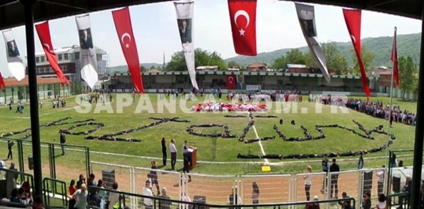 23 NİSAN SAPANCA'DA COŞKUYLA KUTLANDI