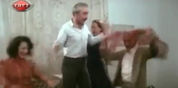 MİLYARDER FİLMİ 28 YIL SONRA GERÇEK OLDU