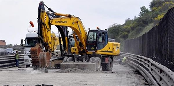 TEM OTOYOLU'NDA TRAFİK ÇİLESİ