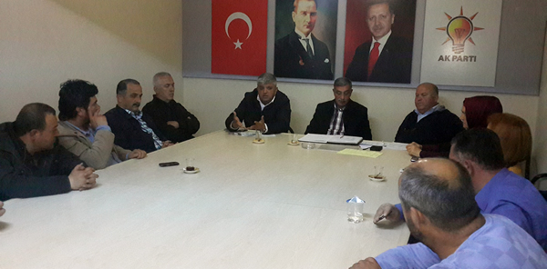 AK PARTİ SAPANCA YÖNETİM KURULU TOPLANDI