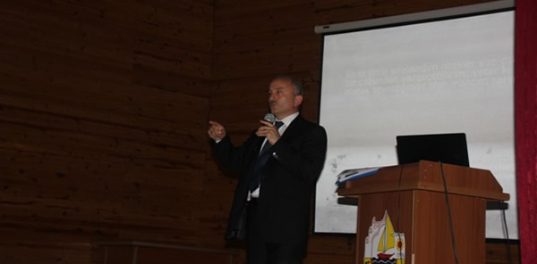 SAPANCA’DA 'AİLE İÇİ İLETİŞİM VE ERGENLİK' SEMİNERİ