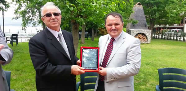 SAPANCA’NIN SEVİLEN HOCALARINDAN RAHMİ YAMAN EMEKLİ OLDU