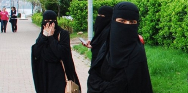 ARSA VE VİLLALARI UYDUDAN KAPIYORLAR