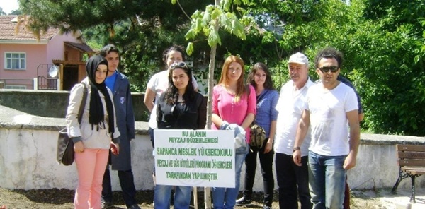 SAPANCA MYO TARAKLI'DA PEYZAJ ÇALIŞMASI YAPTI