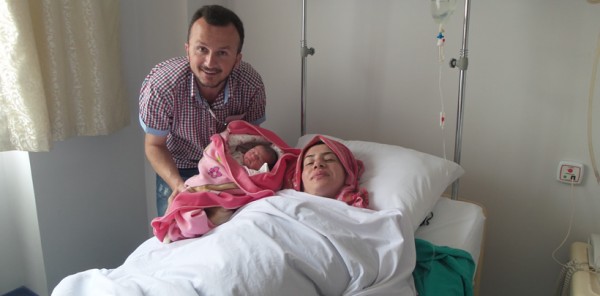 GÜNÜN EN MUTLU HABERİ: MİNİK NİSA GÜL ARAMIZA HOŞGELDİN