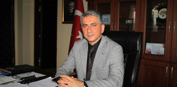 SAPANCA KAYMAKAMI GÖKHAN AZCAN: 'TÜM ŞİİR SEVERLERİ İLÇEMİZE BEKLİYORUZ'