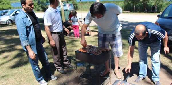 ÖĞRETMENLERDEN YILSONU PİKNİĞİ