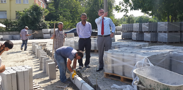 YENİ MAHALLEDE YOL ÇALIŞMALARI TAMAMLANDI