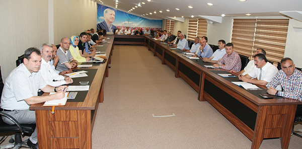 AK PARTİ SAKARYA'DA BAŞBAKAN TOPLANTISI