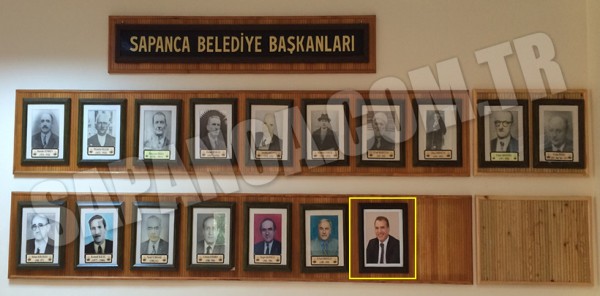HER BAŞKANI BEKLEYEN KAÇINILMAZ SON. O’DA DUVARDAKİ YERİNİ ALDI