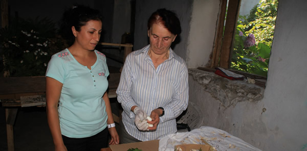 BABASININ MESLEĞİNİ KIZI SÜRDÜRÜYOR