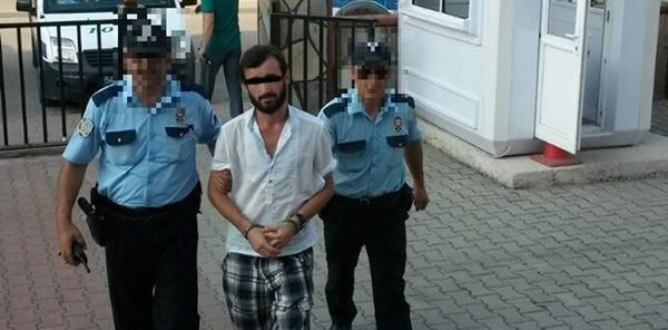 AZILI HIRSIZ SAPANCA'DA YAKAYI ELE VERDİ