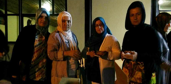 DEPREM ŞEHİTLERİNİ UNUTMADILAR