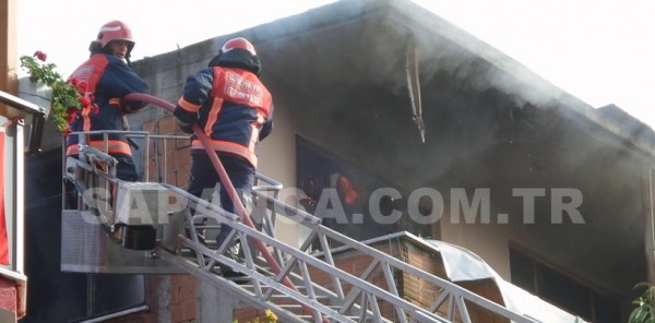 SAPANCA’DA KORKUTAN YANGIN