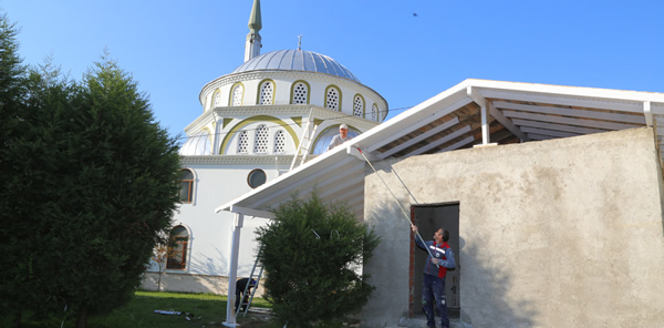 CAMİ ŞADIRVANLARI YENİLENİYOR