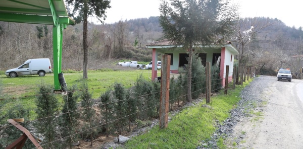 AKÇAY MAHALLESİ’NDE PEYZAJ ÇALIŞMALARI