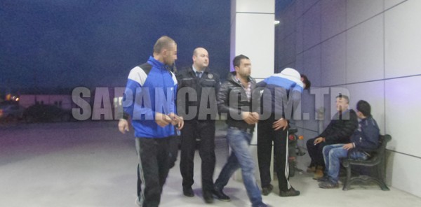 ÇAY BAHÇESİNDE VURGUN: 1 YARALI