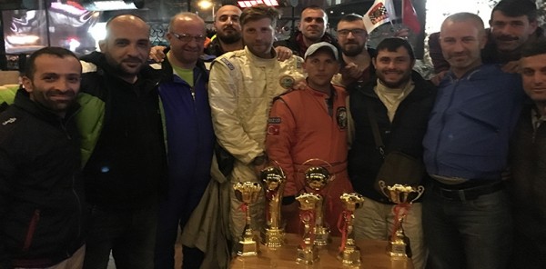 KARABÜK’TE KUPA BIRAKMADILAR