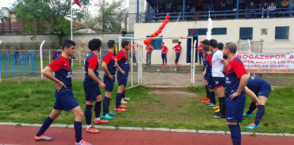 KURTKÖYSPOR RAKİBİNİ ALKIŞLARLA KARŞILADI