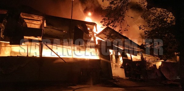 SAPANCA'DA TEKSTİL FABRİKASINDA YANGIN