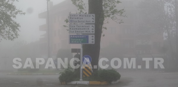 SAPANCA GÜNE SİSLE UYANDI