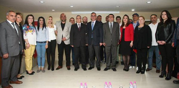 HAYIRSEVERLERE PLAKET