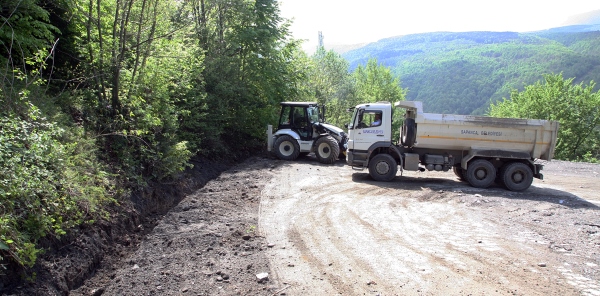 BALKAYA’DA YOL ÇALIŞMALARI