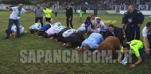 SAPANCASPOR BAL YOLUNDA KAPIYI ARALADI