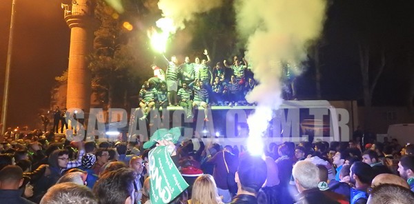 SAPANCA BAYRAM YERİNE DÖNDÜ